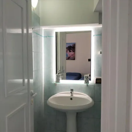 Scala Blu - Immobilevante Appartamento Ponza