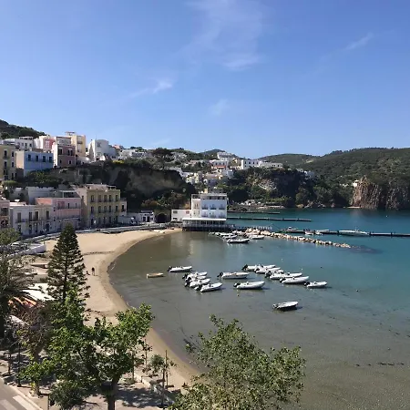 Scala Blu - Immobilevante * Ponza